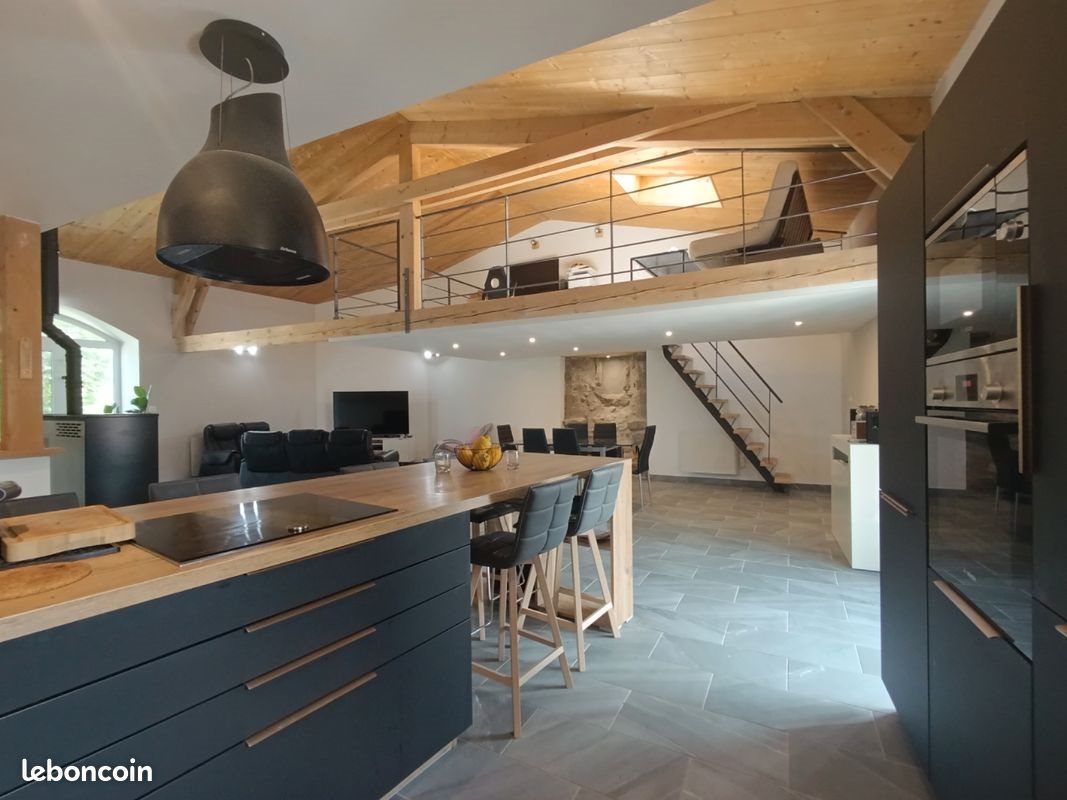 Maison à vendre, 168m², Usson-en-Forez