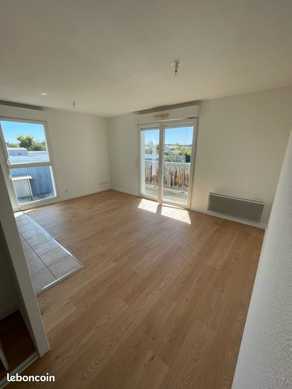Appartement à louer, 44m², Bègles