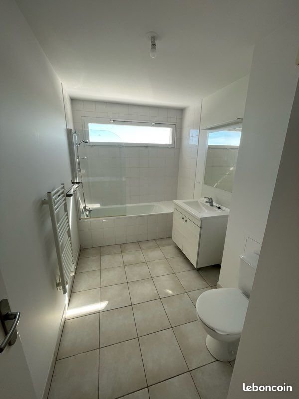 Appartement à louer, 44m², Bègles