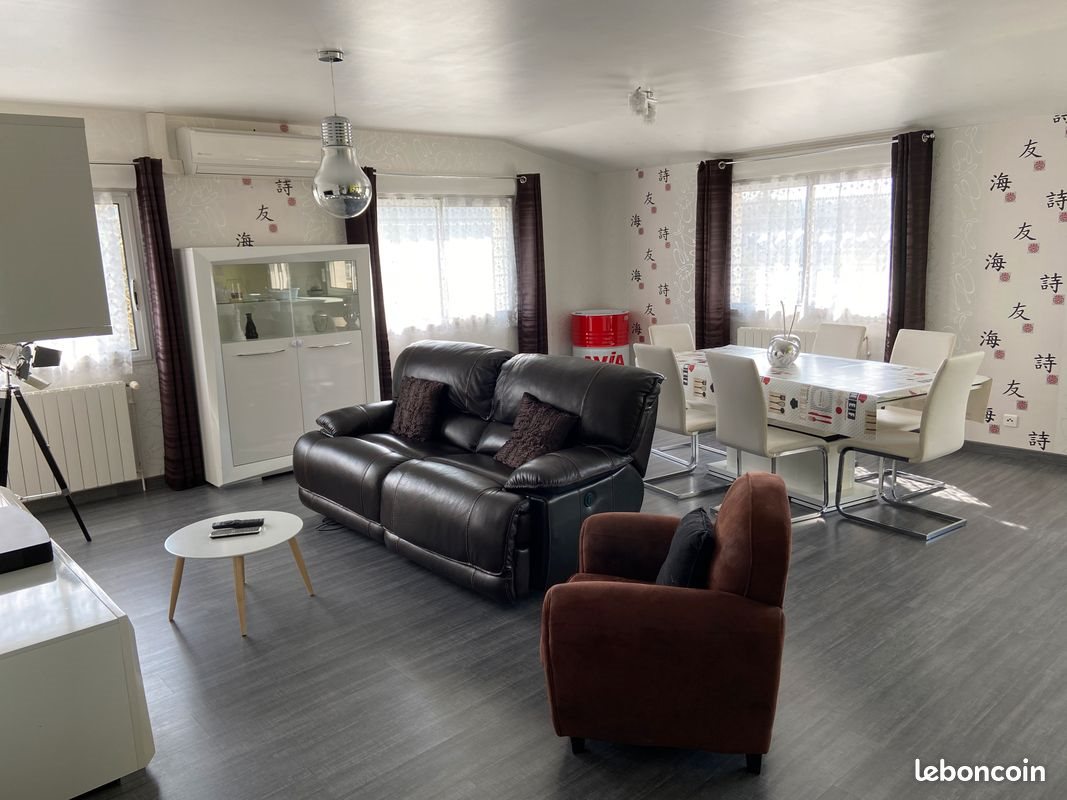 Appartement à louer, 140m², Martel