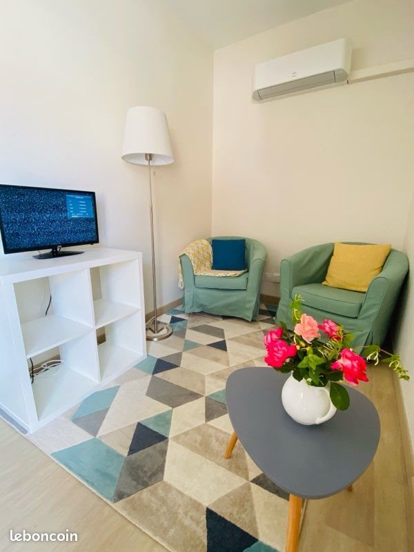 Appartement à louer, 28m², Saint-Apollinaire