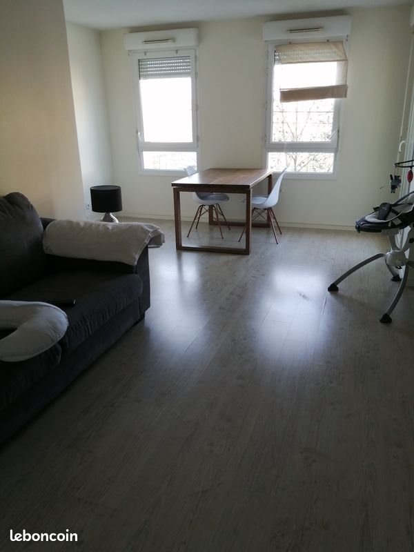 Appartement à louer, 65m², Vaulx-en-Velin