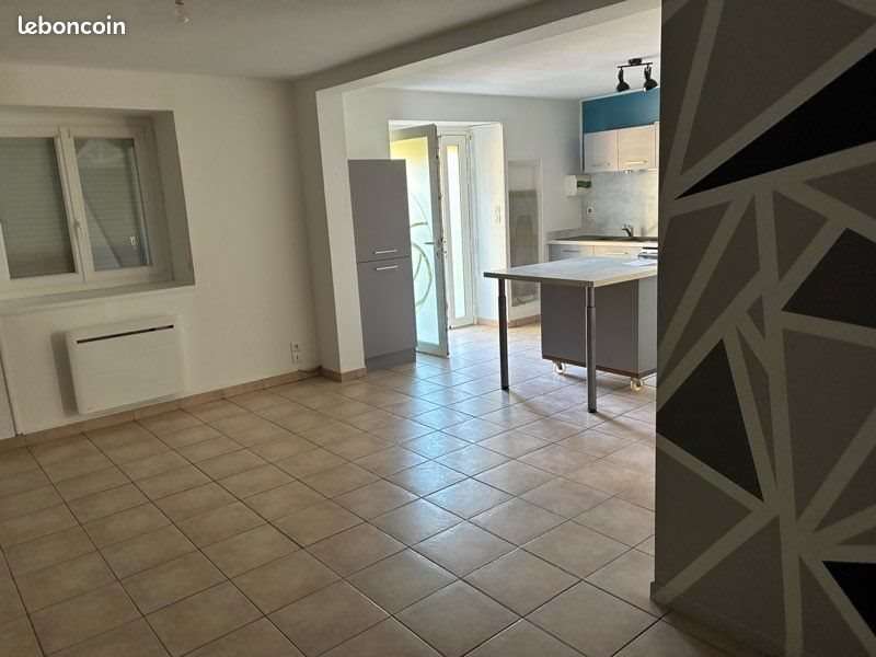 Maison à louer, 115m², Cuisery
