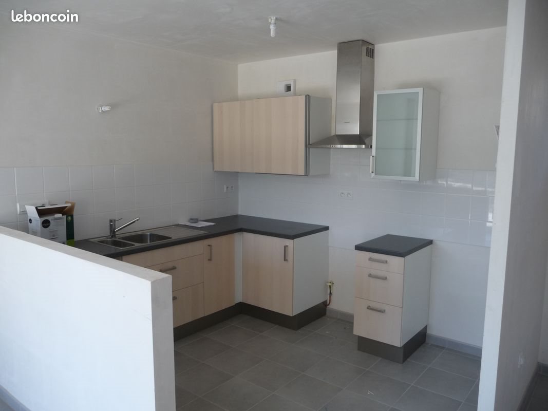 Maison à louer, 97m², Plaintel