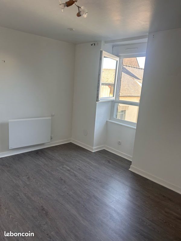 Appartement à louer, 35m², Cléguérec