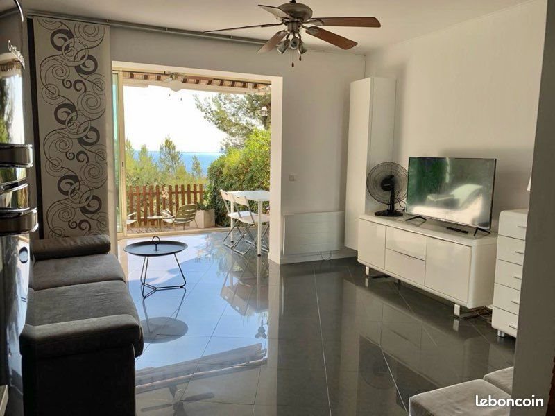Appartement à louer, 30m², Carqueiranne