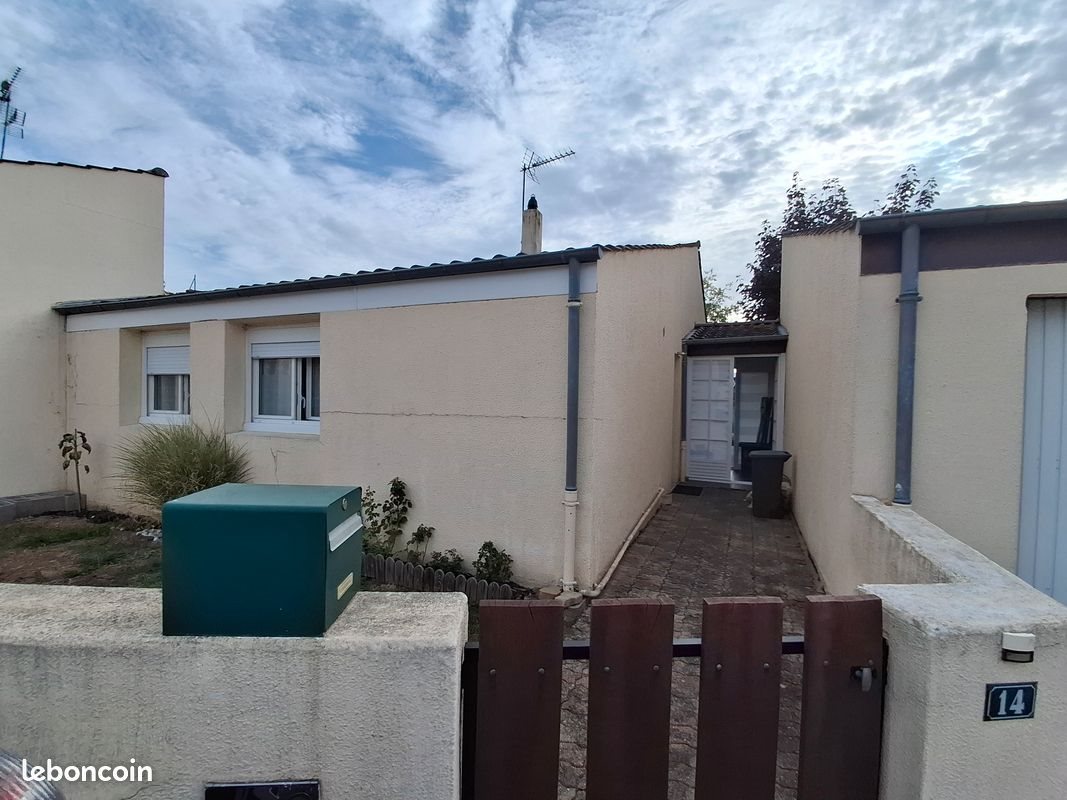 Maison à louer, 81m², Avermes
