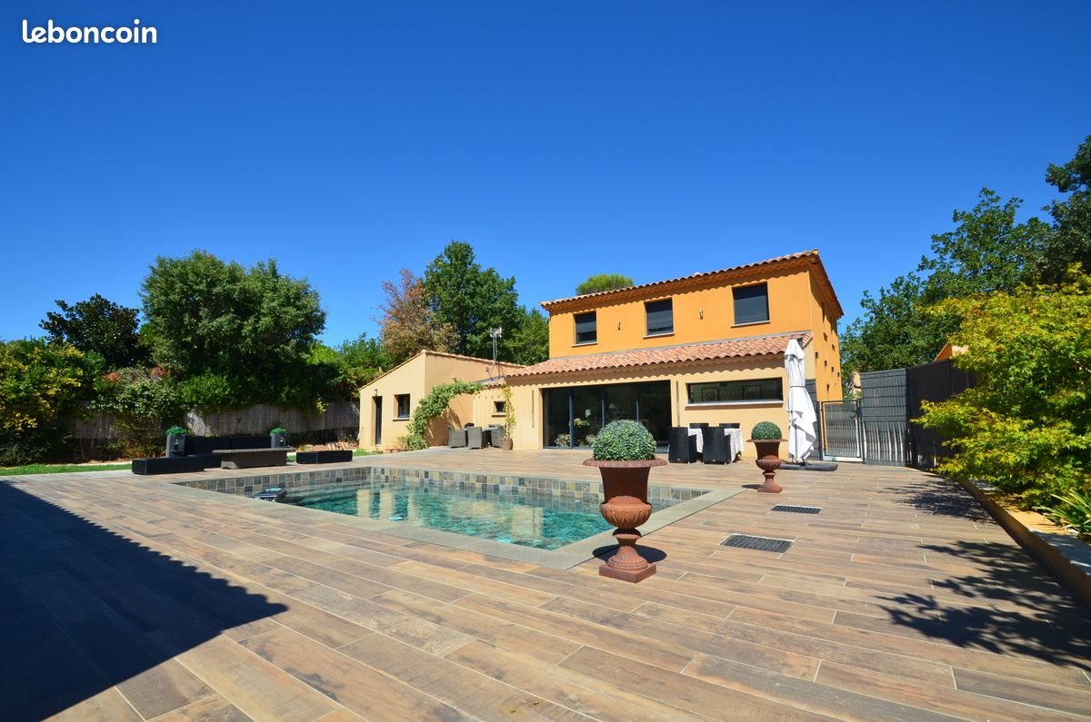 Maison à vendre, 206m², Saint-Maximin-la-Sainte-Baume