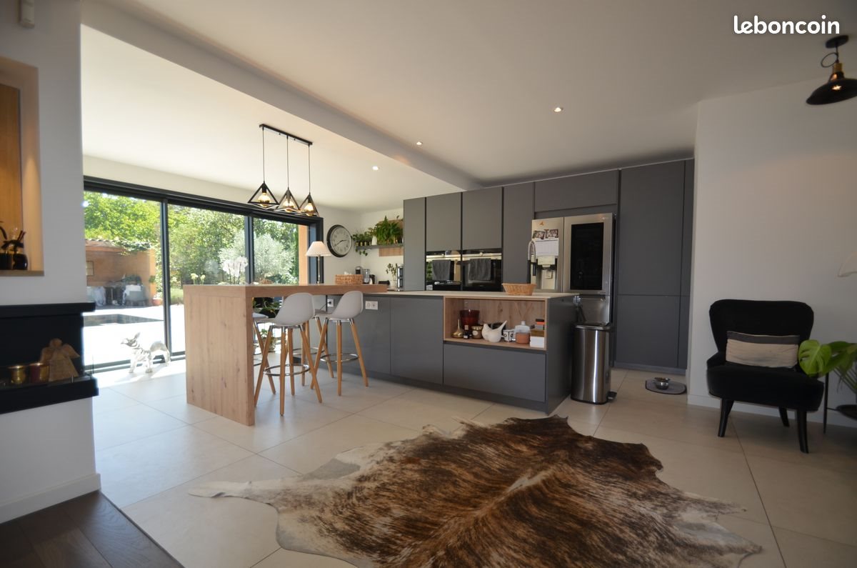 Maison à vendre, 206m², Saint-Maximin-la-Sainte-Baume