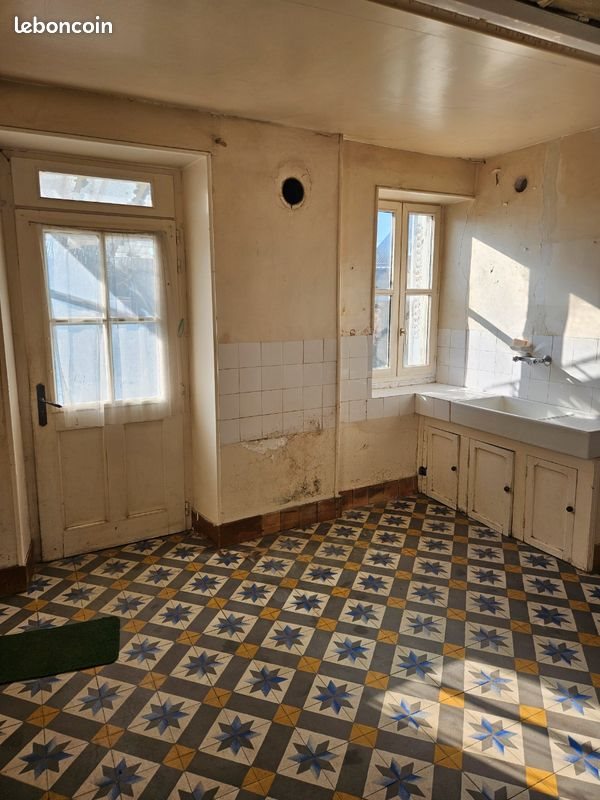 Maison à vendre, 76m², Surgy