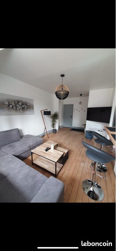 Appartement à louer, 80m², Charleville-Mézières