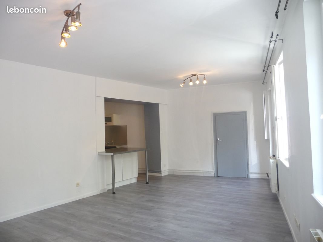 Maison à louer, 76m², Bellegarde-en-Forez