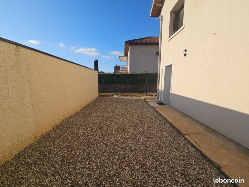 Appartement à louer, 16m², Meyzieu