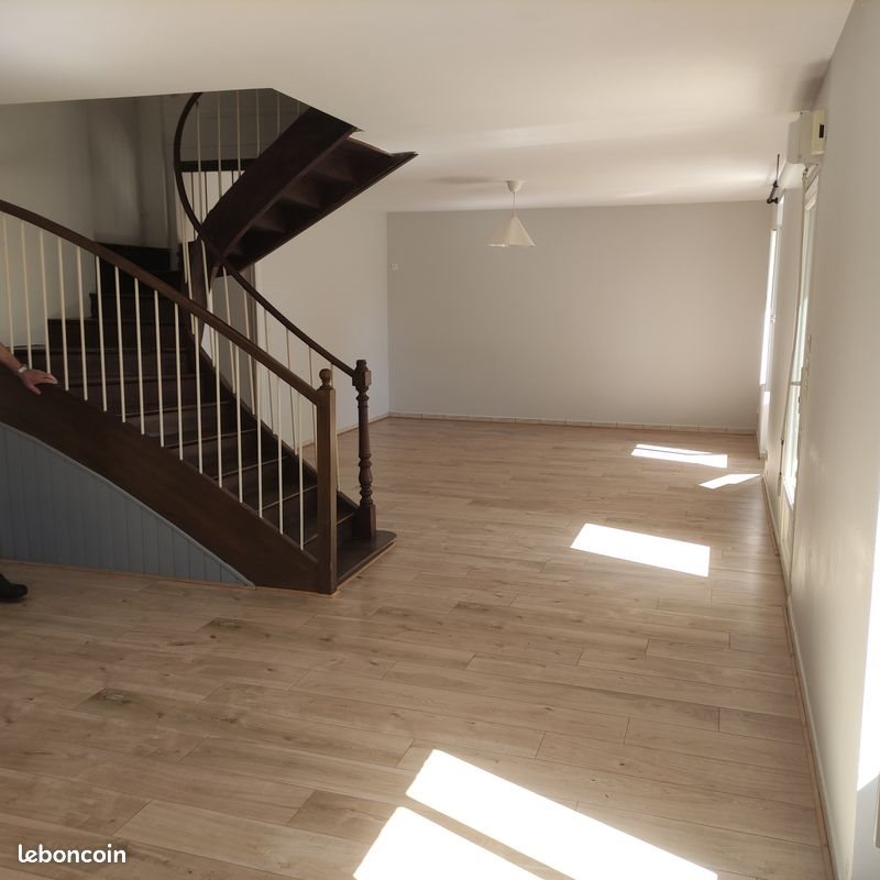 Maison à louer, 102m², Saint-Évarzec