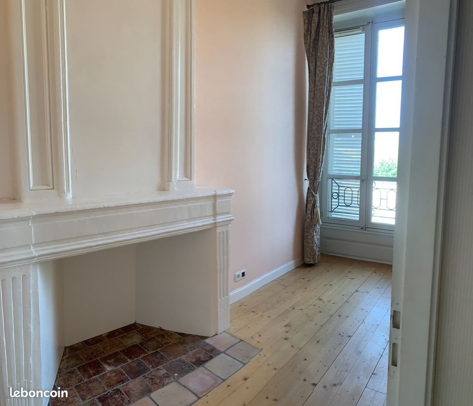 Appartement à louer, 78m², Saintes