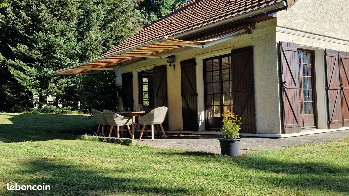 Maison à vendre, 135m², Saint-Genès-Champanelle