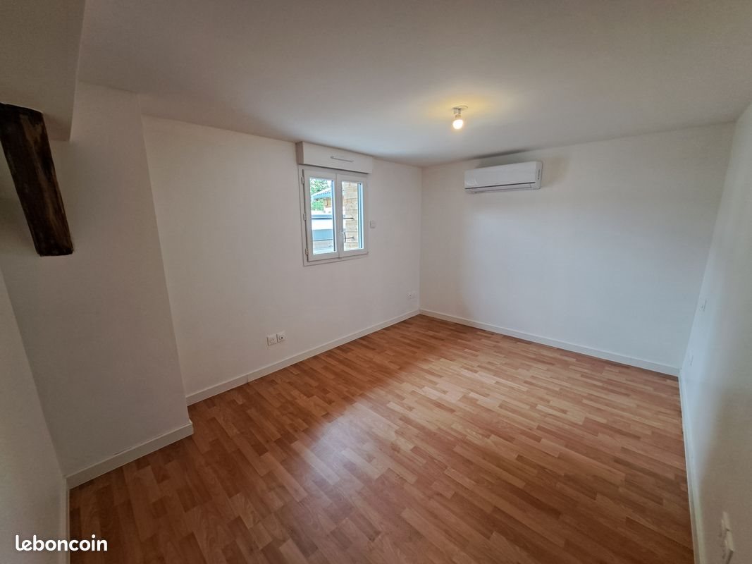 Appartement à louer, 110m², Wassy