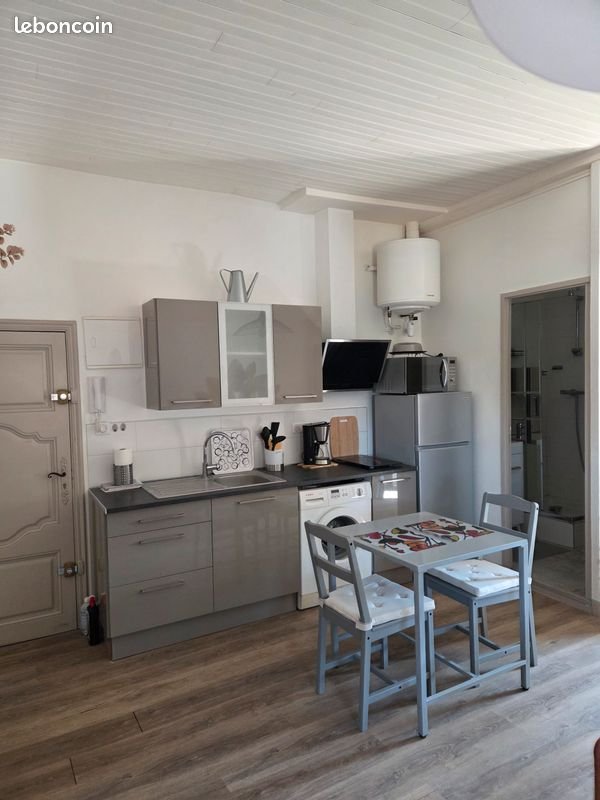 Appartement à louer, 27m², Arles