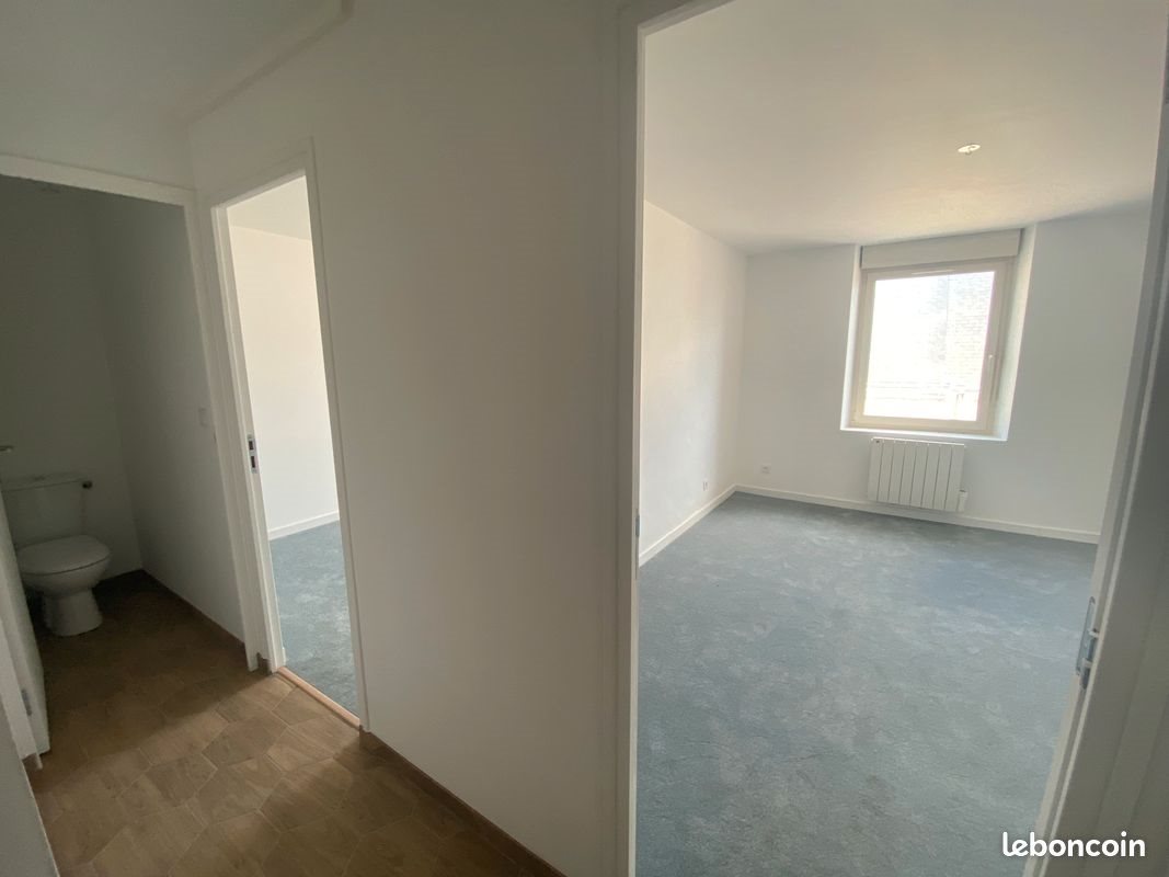 Maison à louer, 110m², Tresson