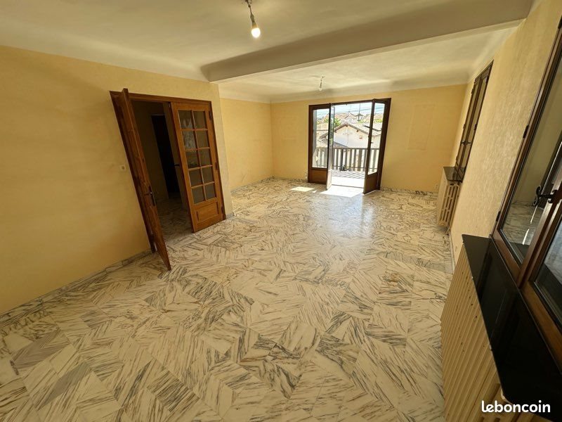 Maison à louer, 90m², Nîmes