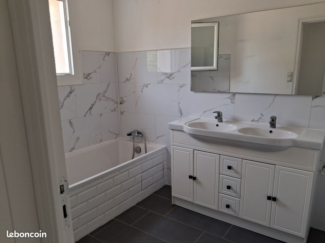 Maison à louer, 115m², Tresboeuf