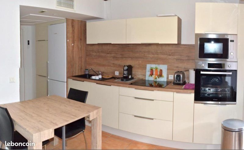 Appartement à louer, 32m², Antibes