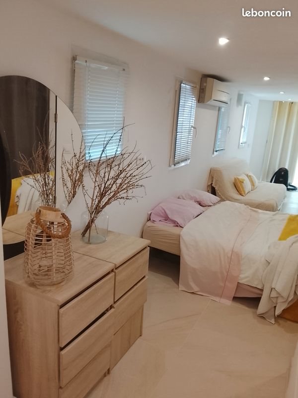 Appartement à louer, 28m², Roquebrune-sur-Argens