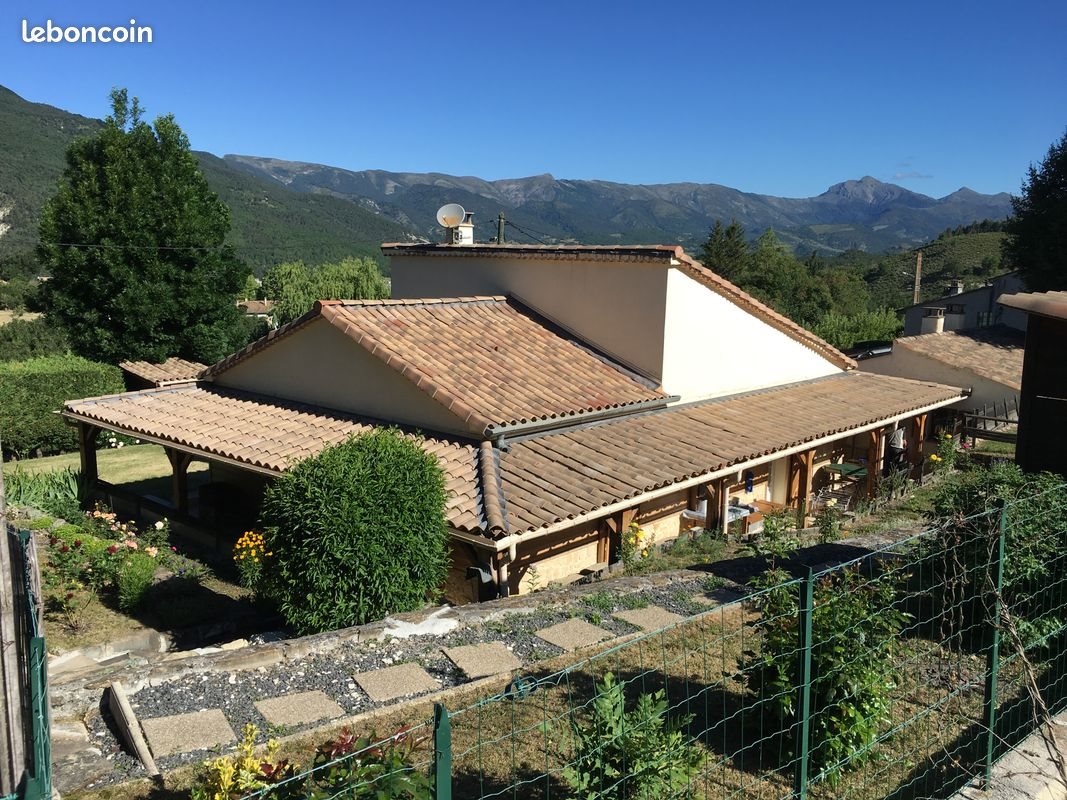 Maison à vendre, 95m², Barrême