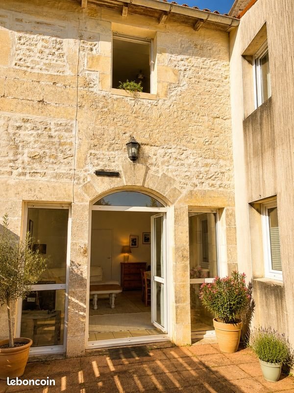 Maison à louer, 125m², Saint-Hilaire-de-Villefranche