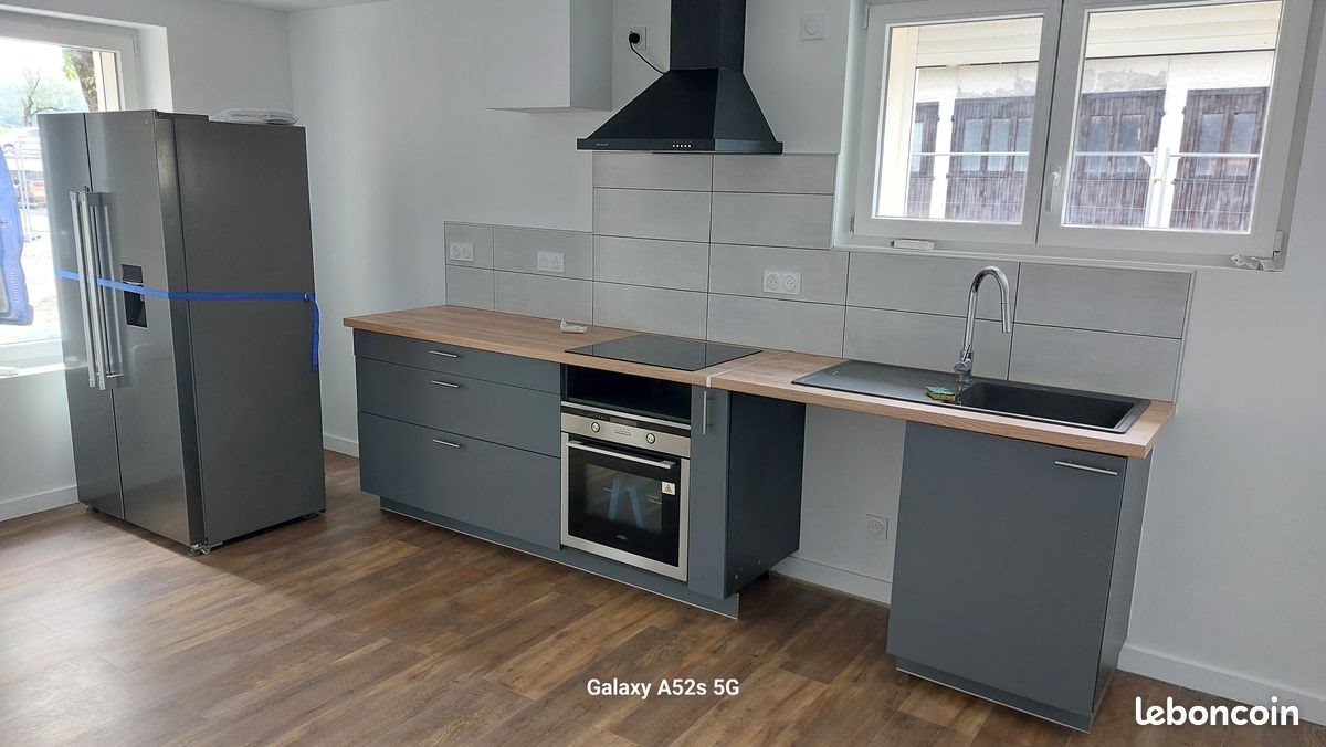 Maison à louer, 100m², Yenne