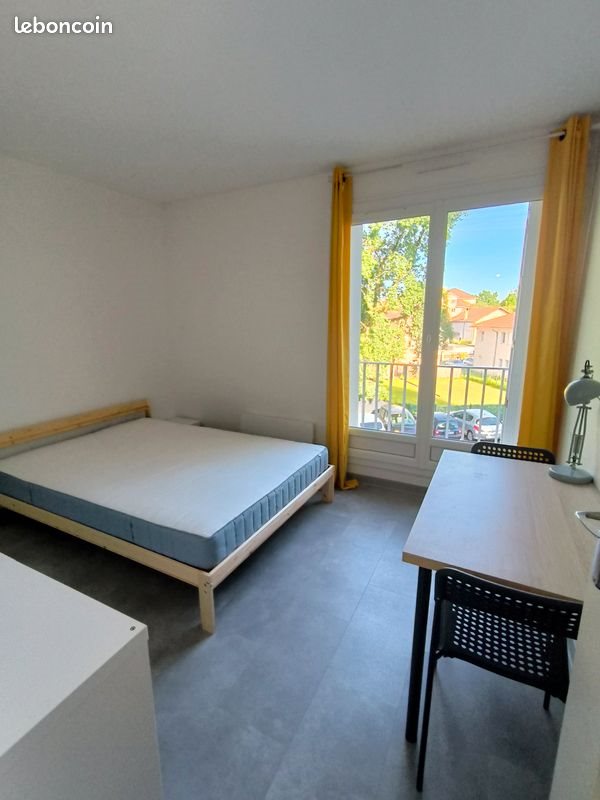 Appartement à louer, 19m², Pau