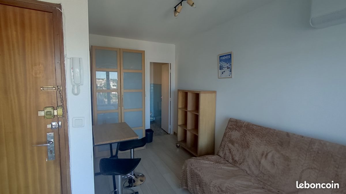 Appartement à louer, 18m², Pau