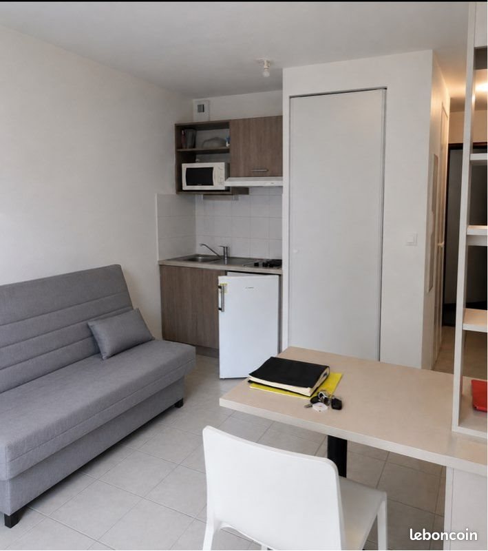 Appartement à louer, 20m², Saint-Etienne