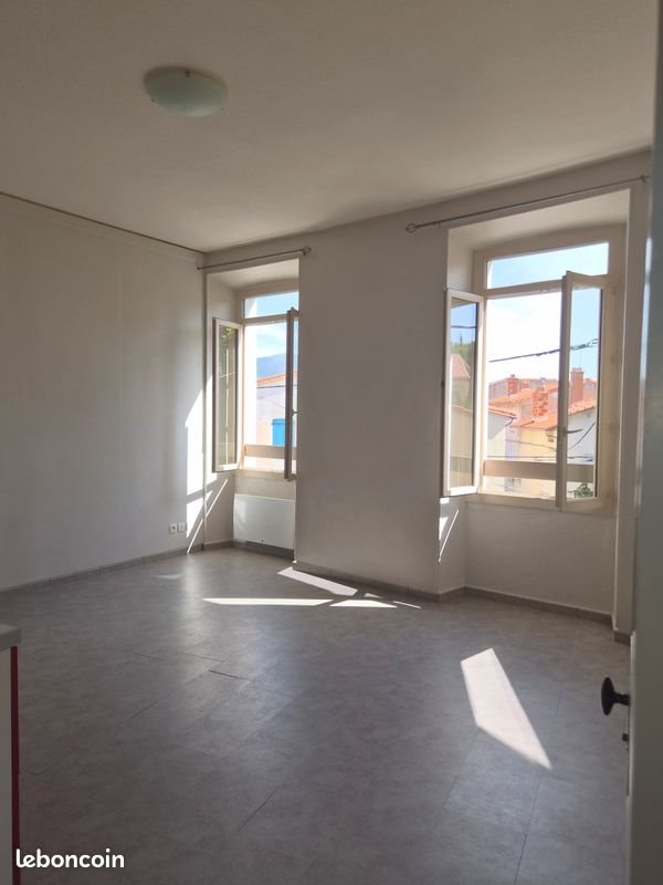Appartement à louer, 53m², Prades