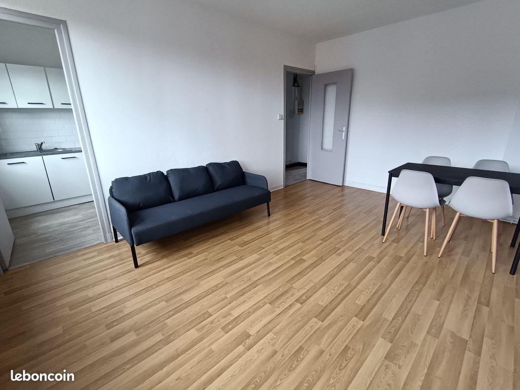 Appartement à louer, 44m², Douai