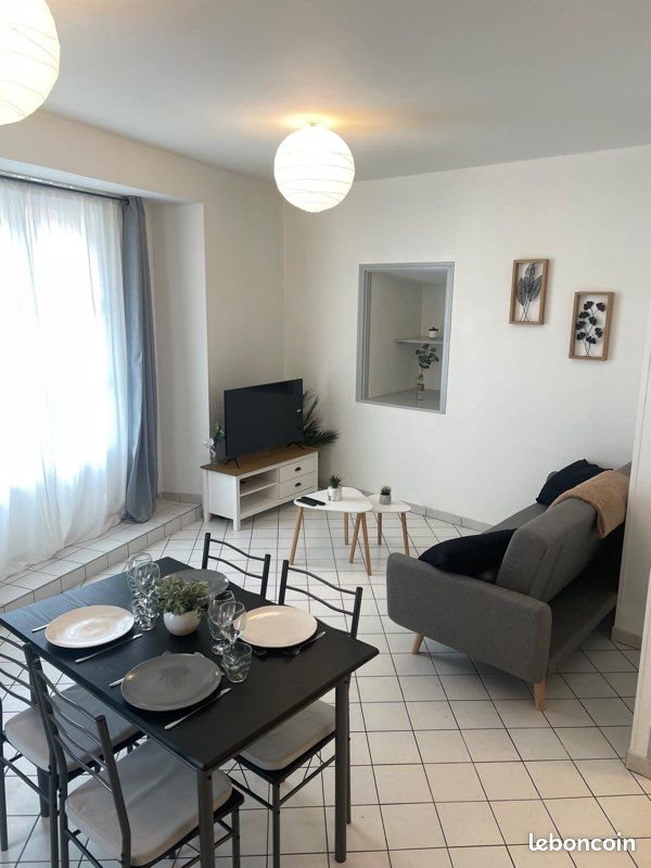 Appartement à louer, 40m², Gray