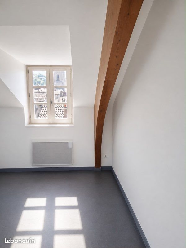 Appartement à louer, 40m², Villefranche-de-Rouergue