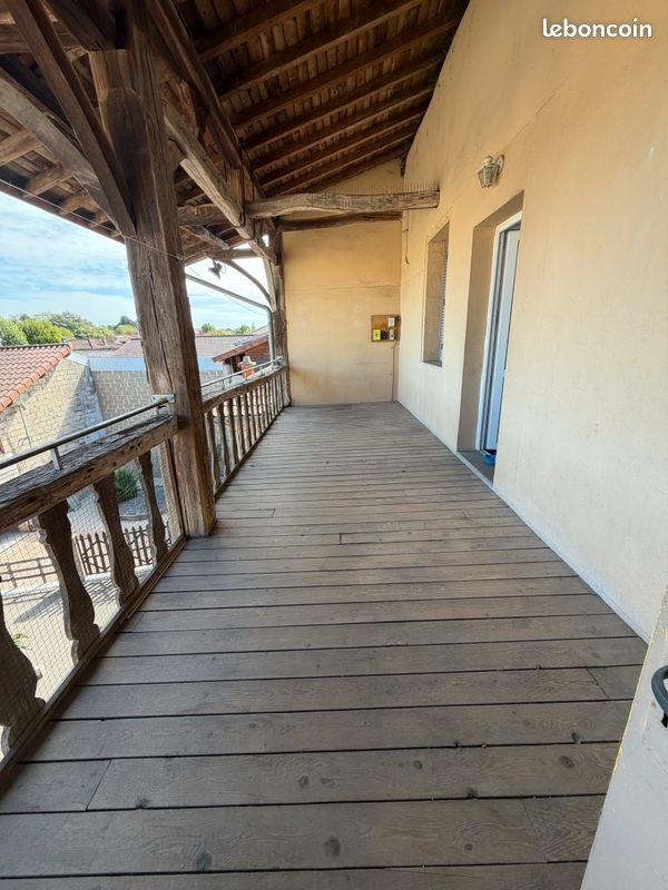 Appartement à louer, 68m², Saint-Julien-sur-Reyssouze