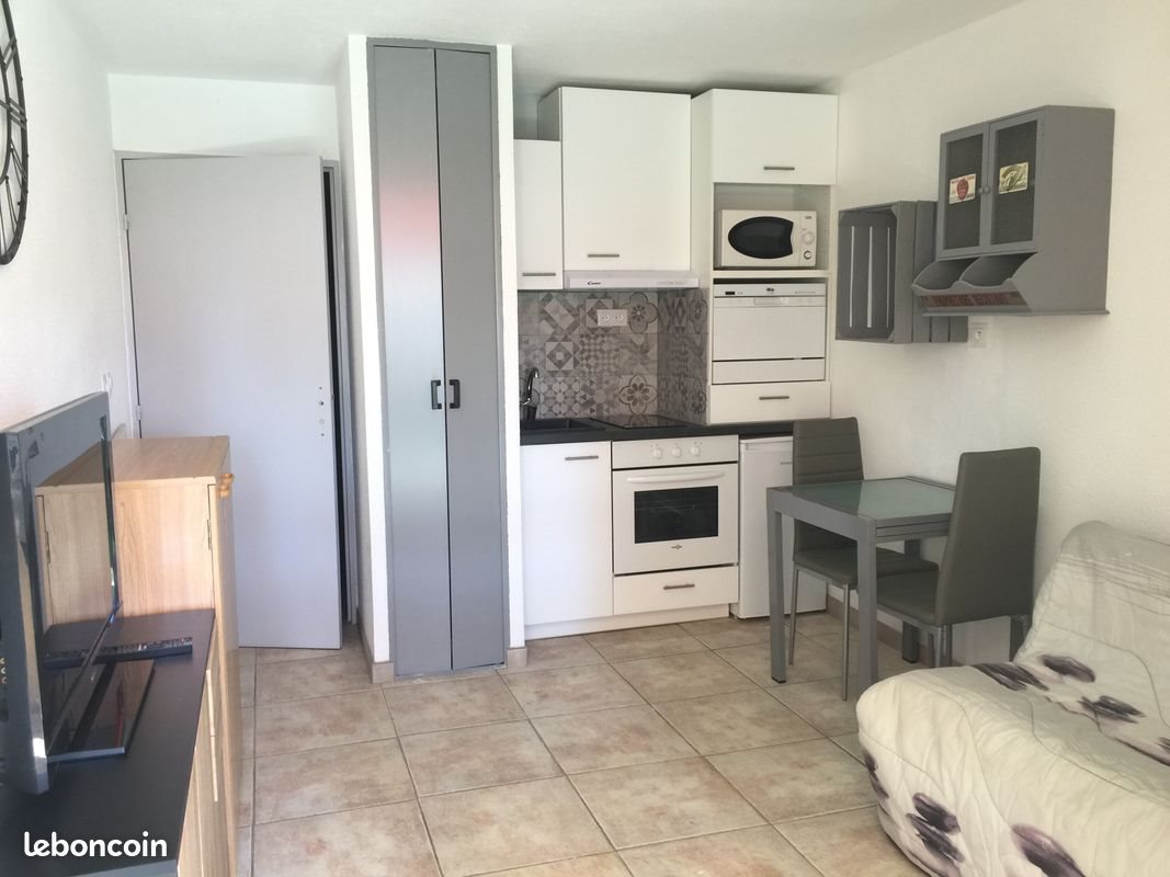 Appartement à louer, 18m², Bormes-les-Mimosas
