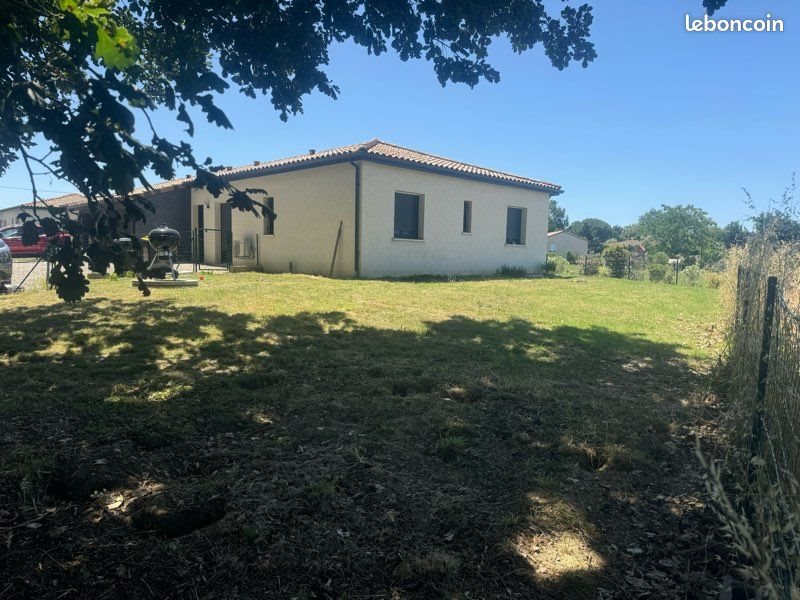 Maison à louer, 95m², Montjoire