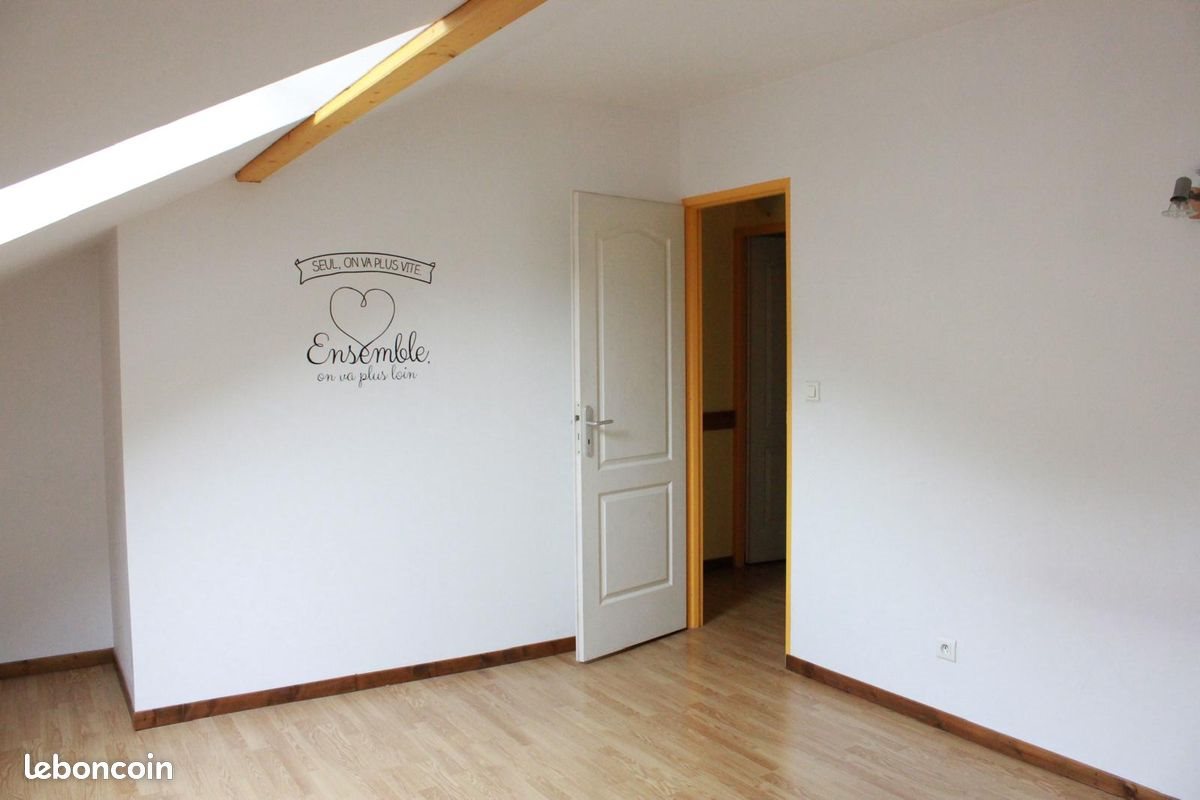 Appartement à louer, 90m², Belley