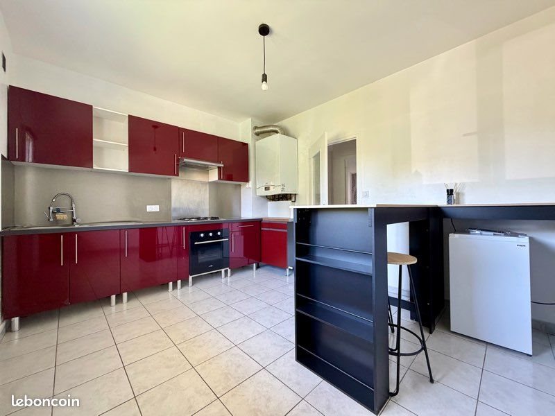 Appartement à louer, 61m², Montélimar