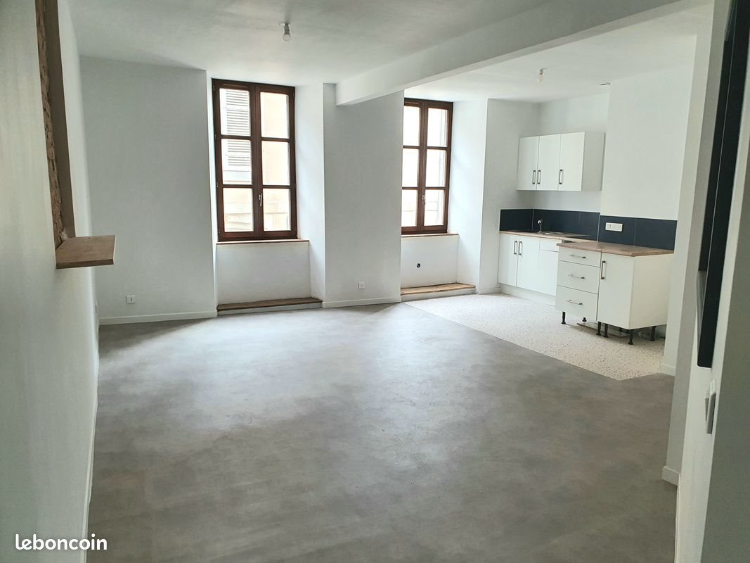 Appartement à louer, 50m², Saint-Yrieix-la-Perche