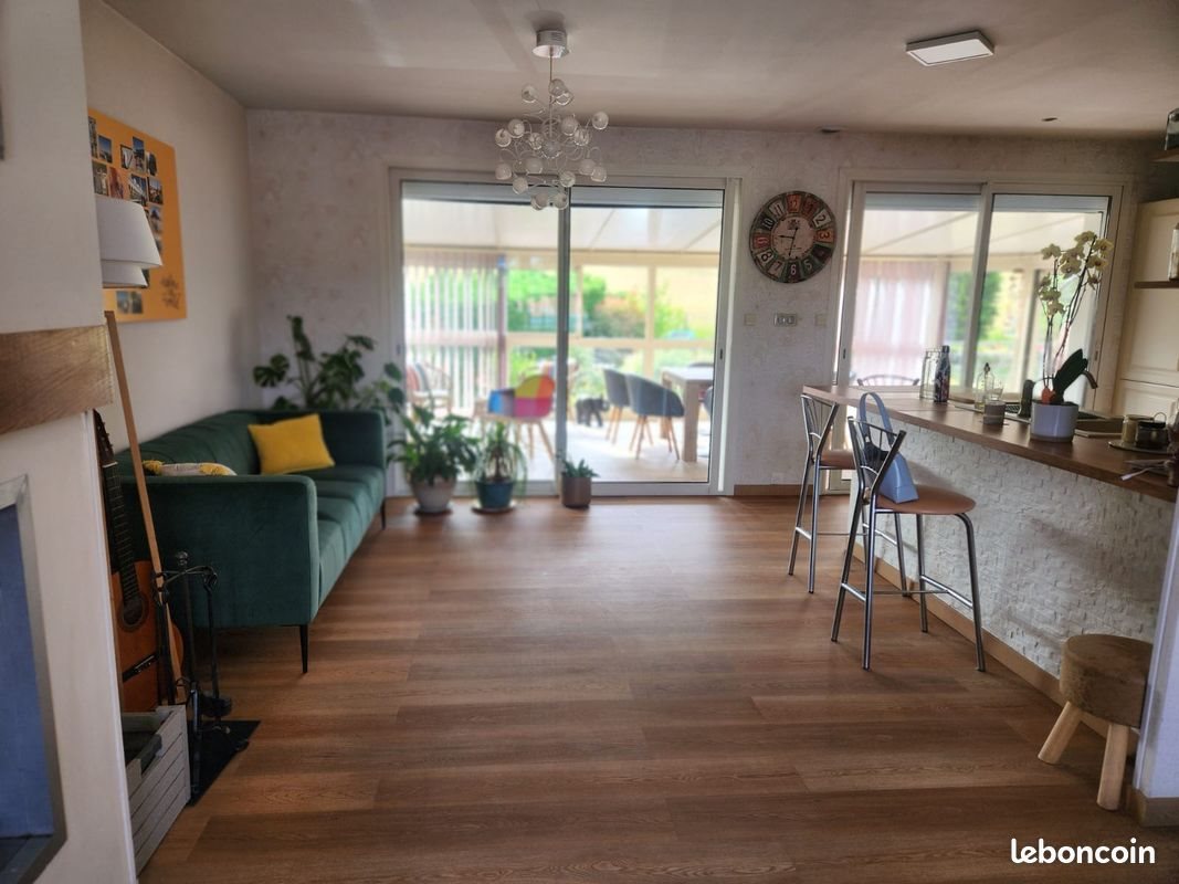 Maison à vendre, 180m², Saint-Igny-de-Roche