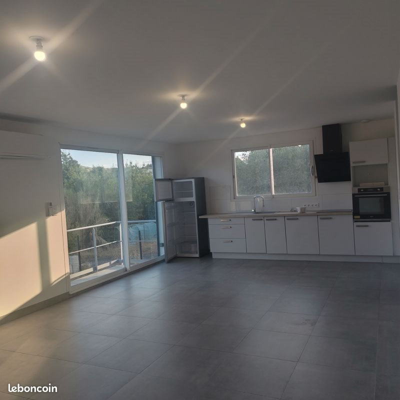 Maison à louer, 130m², Saint-Privat-des-Vieux