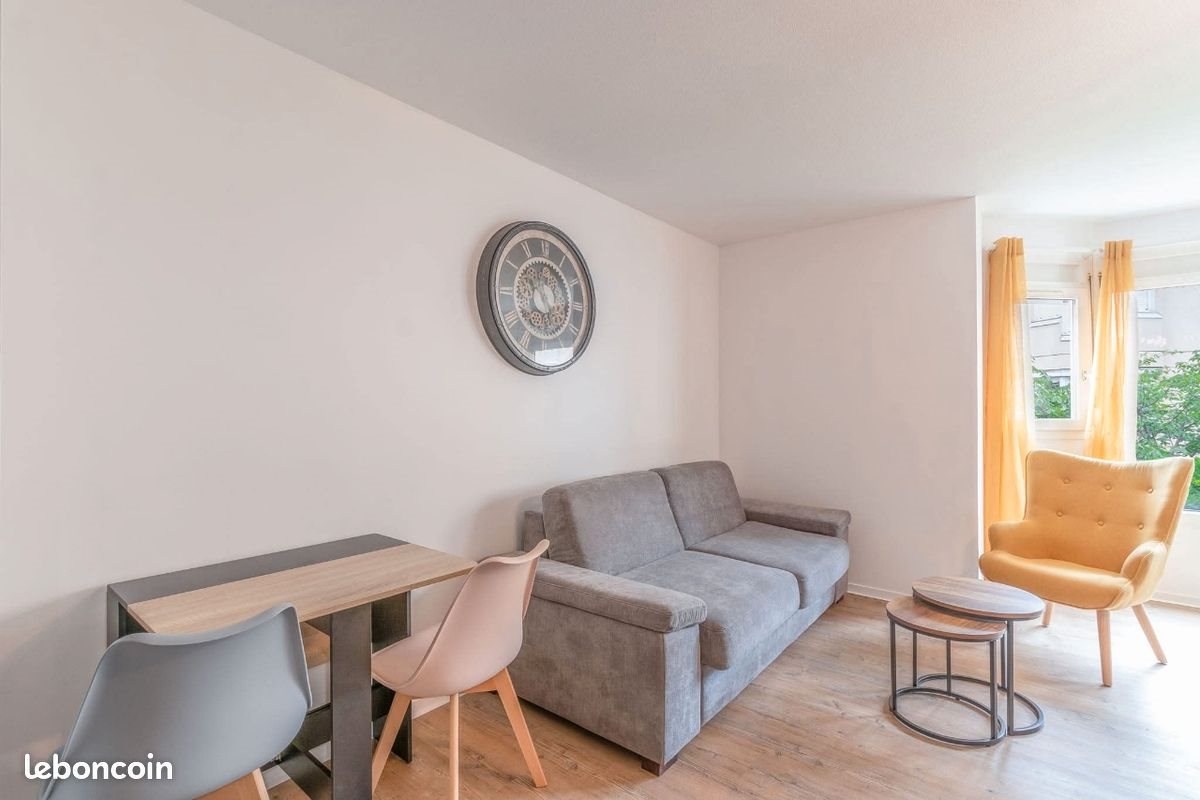 Appartement à louer, 40m², Saint-Laurent-sur-Saône