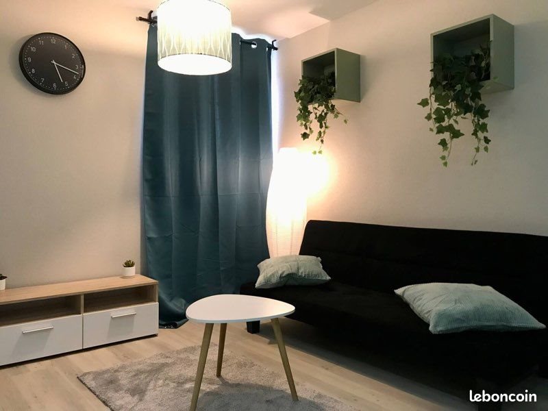 Appartement à louer, 25m², Lons-le-Saunier