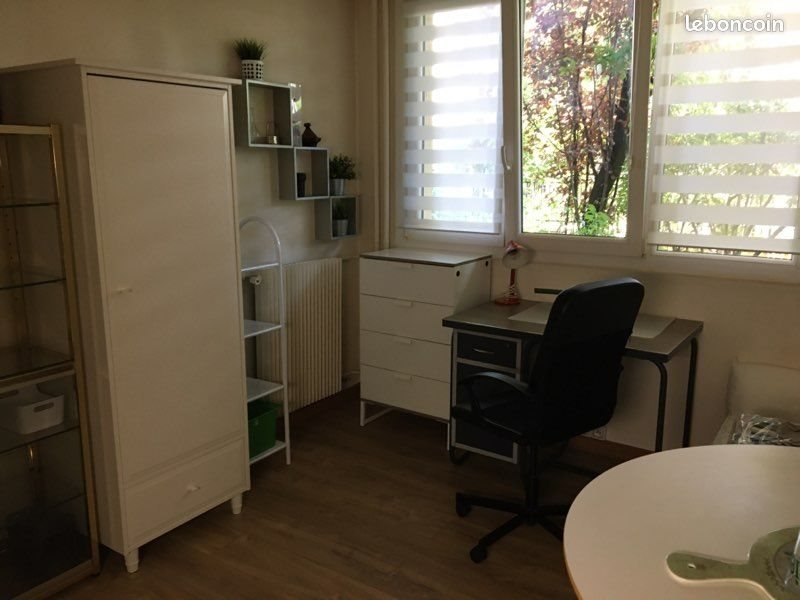 Appartement à louer, 12m², Saint-Maur-des-Fossés