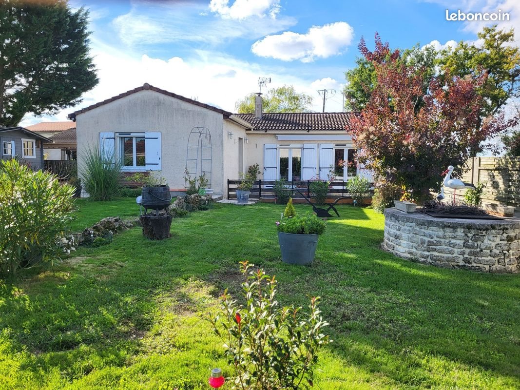 Maison à louer, 148m², Saint-Julien-de-l'Escap