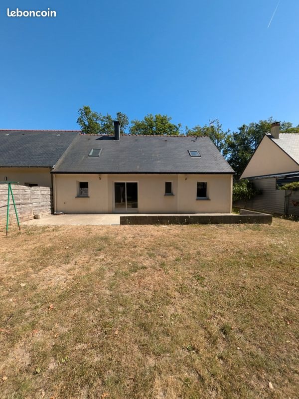 Maison à louer, 125m², Feneu